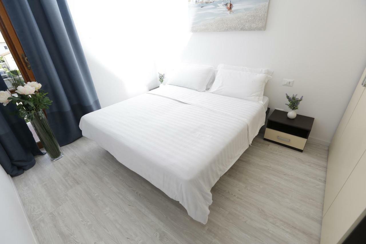 Appartamenti Feel Good Rimini Bagian luar foto